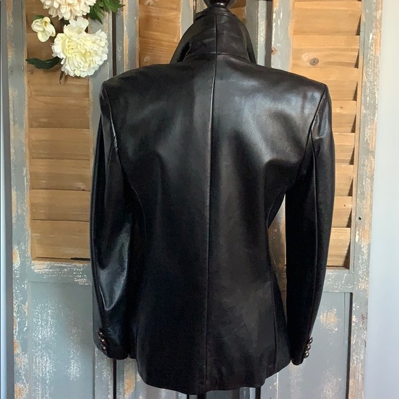 Danier Black fitted dbl breasted leather jacket - Picture 10 of 16